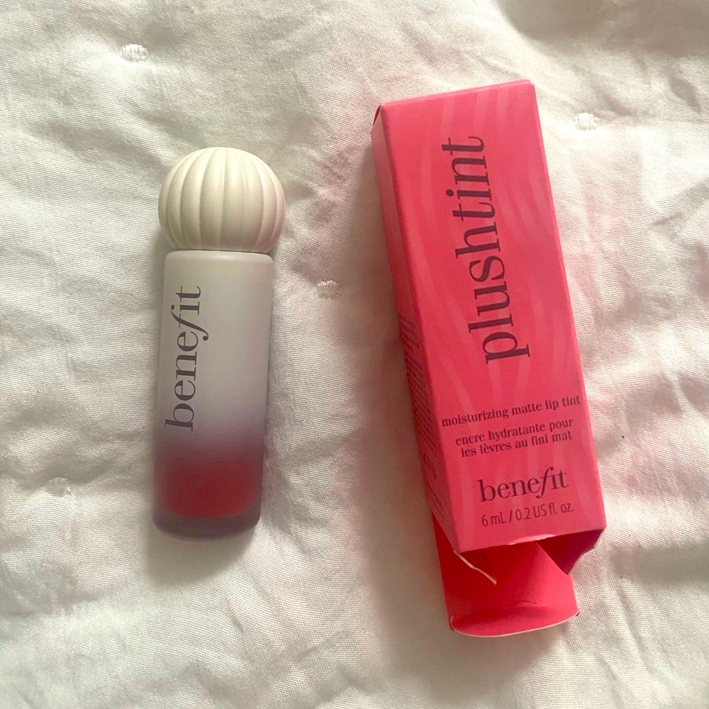 benefit cosmetics Plushtint Moisturizing Matte Lip Tint shade pillow play